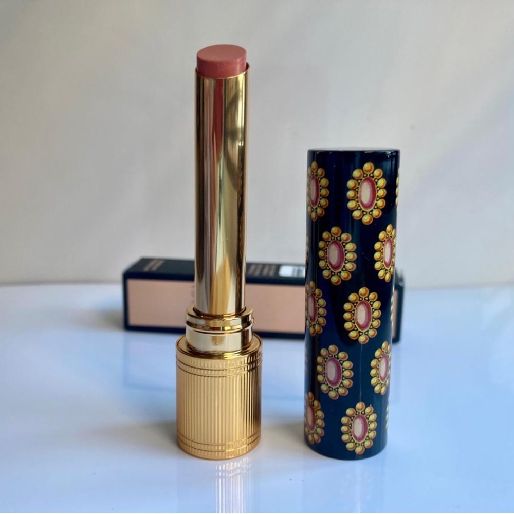 Gucci Glow & Care Shine Lipstick “112Sally Soft Honey”